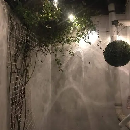 Charming 2 Bedroom In Location Appartamento *